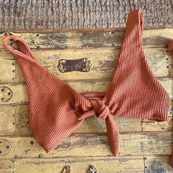 MONDAY SWIMWEAR BIKINI SET TOFFEE CRINKLE BIKINI SET M S - Picture 6 of 16